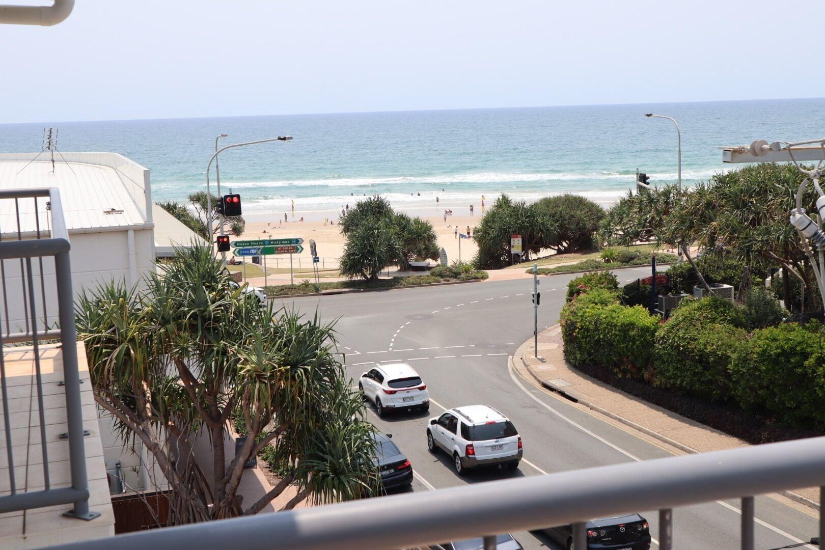 Coolum Beach Resort Exterior photo